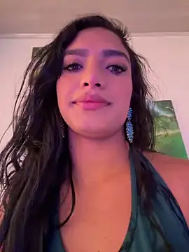 Snapshot of AlinaArgii chatting on April 14, 2026, 2:00 pm AlinaArgii online show from April 14, 2026, 2:00 pm