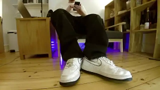 Snapshot of jonas_camboy chatting on February 24, 2026, 5:25 pm jonas camboy online show from February 24, 2026, 5:25 pm