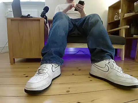 Snapshot of jonas_camboy chatting on January 14, 2026, 2:09 pm jonas camboy online show from January 14, 2026, 2:09 pm