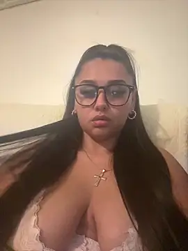 Wild Busty Niyah XX online show from March 30, 2026, 7:59 pm
