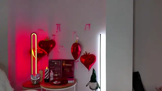 KittySasha online show from February 14, 2026, 4:07 pm