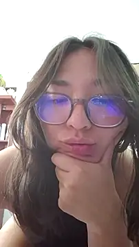 Snapshot of SabrinaLu_ chatting on February 15, 2026, 9:25 pm SabrinaLu online show from February 15, 2026, 9:25 pm