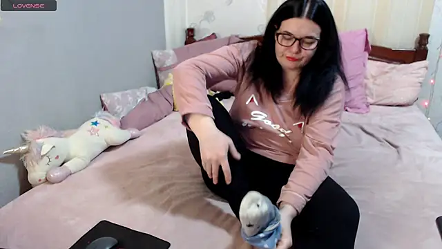 SashaBond online show from February 22, 2026, 9:55 am