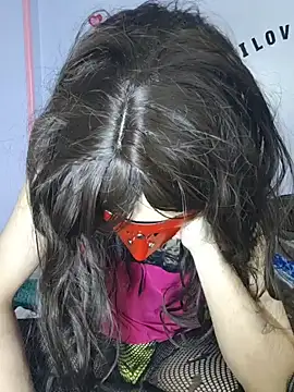 daisytaylorx1 online show from April 10, 2026, 9:44 pm