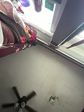 Snapshot of rosiebuddy chatting on March 24, 2026, 4:18 pm rosiebuddy online show from March 24, 2026, 4:18 pm