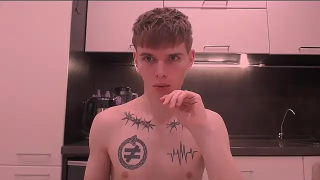 Snapshot of Fredd_Xanders chatting on February 14, 2026, 4:40 pm Fredd Xanders online show from February 14, 2026, 4:40 pm