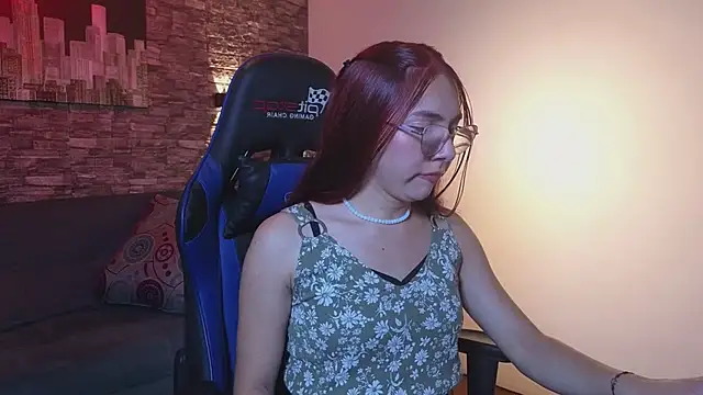 scarlettvg online show from December 23, 2025, 3:50 am