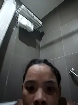 Snapshot of Cinpussie89 chatting on January 14, 2026, 1:15 pm Cinpussie89 online show from January 14, 2026, 1:15 pm