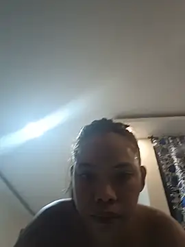 Cinpussie89 online show from May 22, 2026, 12:25 pm