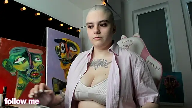 enigmastella online show from December 15, 2025, 11:05 am