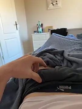 angei094 online show from December 16, 2025, 10:19 am