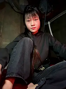 hinata-xx online show from January 8, 2026, 4:40 am