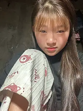 hinata-xx online show from February 15, 2026, 8:46 am