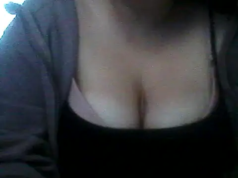 Lisitaxx online show from April 5, 2026, 11:39 am