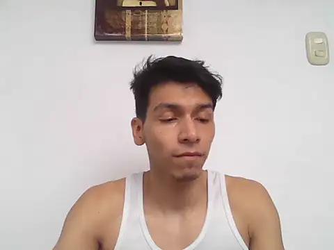 Patrick3 5556 online show from December 22, 2025, 8:42 pm