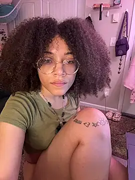 ollythegreat online show from December 17, 2025, 2:27 am