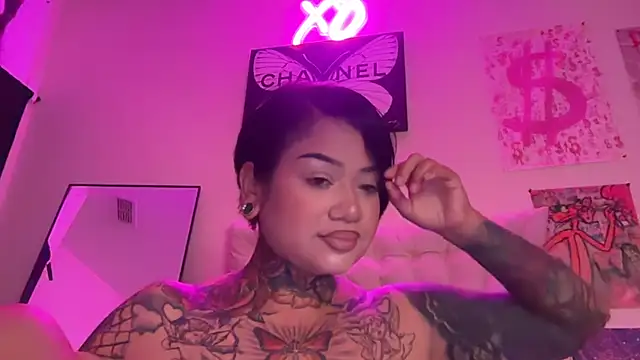 Itsonlyvirgo online show from April 2, 2026, 8:32 am