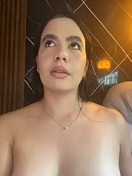 ValentinaEliot online show from March 4, 2026, 7:32 pm