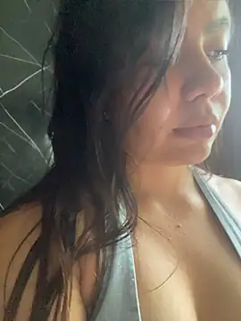 ValentinaEliot online show from April 9, 2026, 8:04 pm