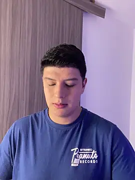 Goldenknight33 online show from February 3, 2026, 2:55 pm