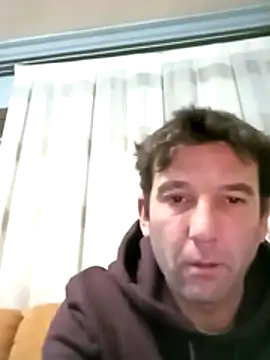 Snapshot of pcr44 chatting on January 7, 2026, 5:51 pm pcr44 online show from January 7, 2026, 5:51 pm