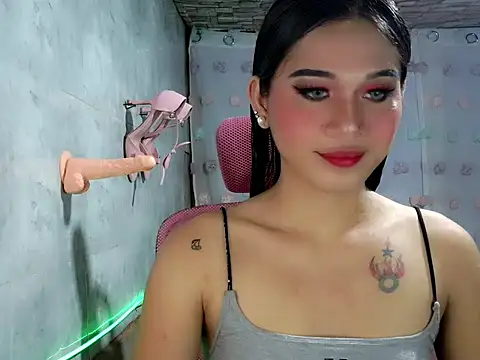 Snapshot of bombely_69 chatting on April 2, 2026, 6:42 am bombely 69 online show from April 2, 2026, 6:42 am