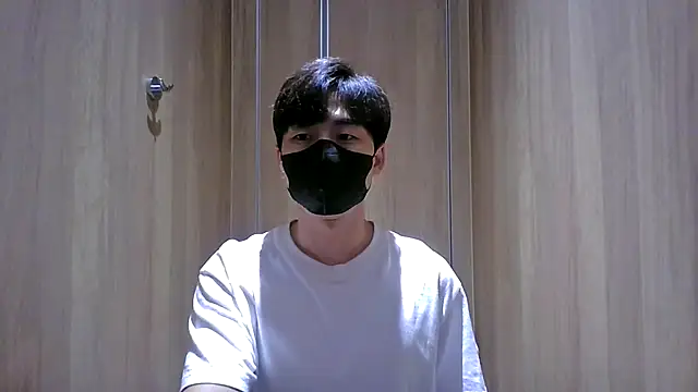 kimze7 online show from February 27, 2026, 6:35 am