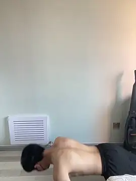 kimze7 online show from March 18, 2026, 11:48 pm