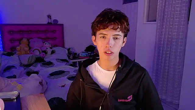 Dani Dancer online show from March 1, 2026, 5:07 am