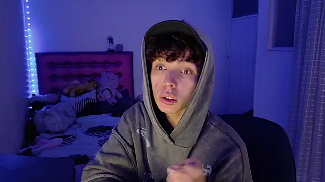 Dani Dancer online show from April 11, 2026, 2:41 am