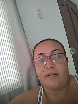 Snapshot of Nini_Love_ chatting on April 5, 2026, 2:13 pm Nini Love online show from April 5, 2026, 2:13 pm