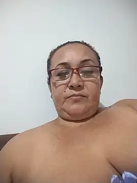 Snapshot of Nini_Love_ chatting on April 9, 2026, 4:03 am Nini Love online show from April 9, 2026, 4:03 am