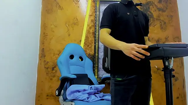 Snapshot of Jhostonex chatting on February 23, 2026, 2:57 am Jhostonex online show from February 23, 2026, 2:57 am