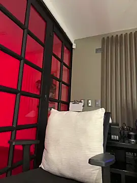  VictoriaCollins  online show from March 31, 2026, 3:52 am