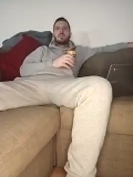 Snapshot of cheekycherryx chatting on December 22, 2025, 12:55 am cheekycherryx online show from December 22, 2025, 12:55 am