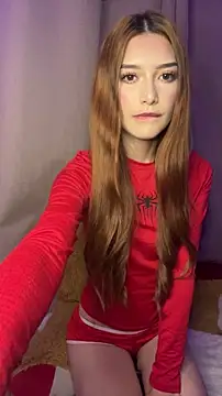 HoneyWeebsss online show from June 13, 2026, 2:42 am