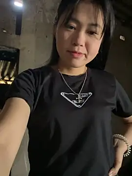 sofia-bae online show from April 3, 2026, 4:30 am