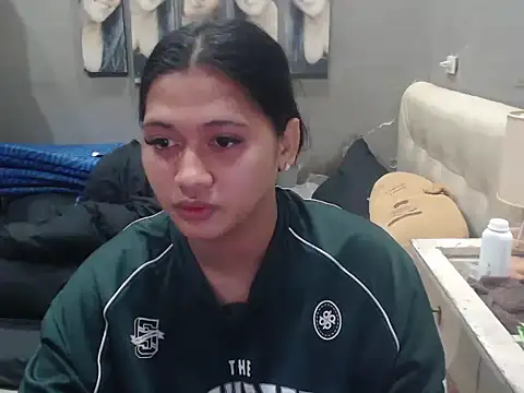 Princess hottie21 online show from March 8, 2026, 1:47 pm