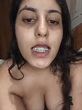 SubmissiveKaur online show from July 23, 2026, 4:47 pm