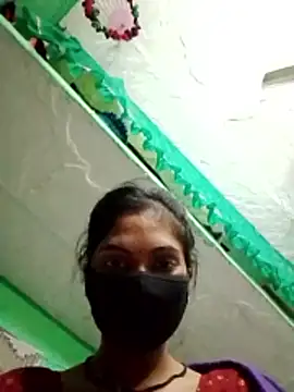 Snapshot of Sapna8080 chatting on January 18, 2026, 3:37 pm Sapna8080 online show from January 18, 2026, 3:37 pm