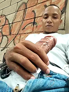 Snapshot of Andreskelly chatting on February 8, 2026, 5:21 pm Andreskelly online show from February 8, 2026, 5:21 pm