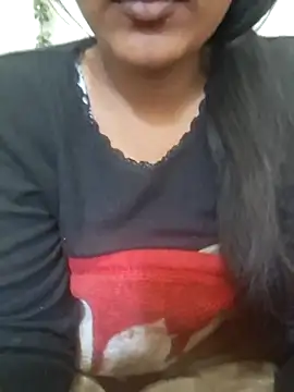 Snapshot of survi_sharma chatting on February 5, 2026, 8:21 am survi sharma online show from February 5, 2026, 8:21 am