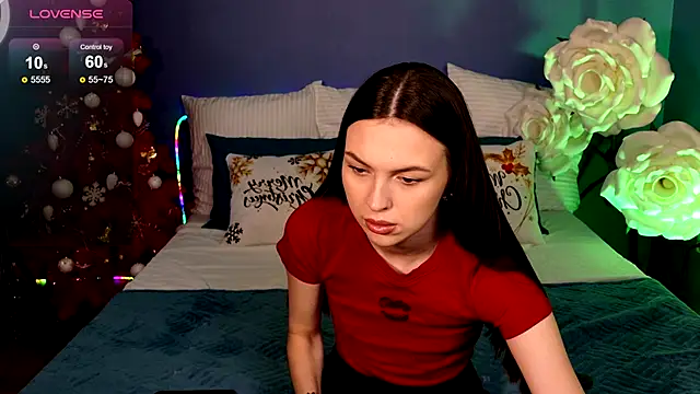 MaxinCarroll online show from December 14, 2025, 7:19 pm