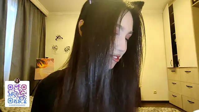 Qwami Amie online show from January 8, 2026, 6:30 am