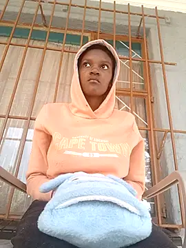 Snapshot of PetiteDoll_06 chatting on March 15, 2026, 3:19 pm PetiteDoll 06 online show from March 15, 2026, 3:19 pm