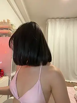 mimichannn99 online show from August 7, 2026, 8:31 am