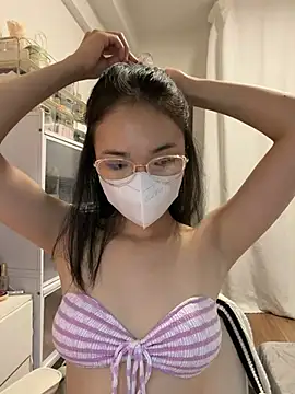 mimichannn99 online show from June 30, 2026, 9:53 am