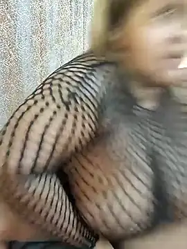 ChoklitBerryXX online show from January 19, 2026, 12:31 pm