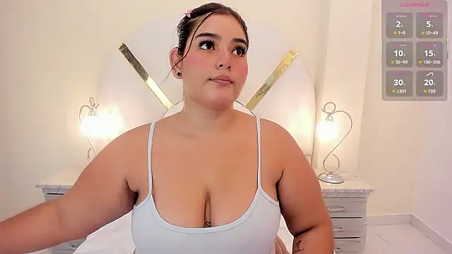 Snapshot of Nikki_Karter chatting on January 19, 2026, 11:47 am Nikki Karter online show from January 19, 2026, 11:47 am