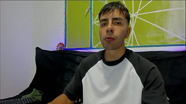 Snapshot of Lord_Apolo chatting on February 12, 2026, 1:33 pm Lord Apolo online show from February 12, 2026, 1:33 pm